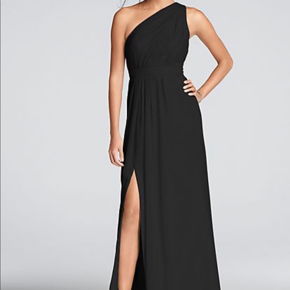 One Shoulder Formal Dreas